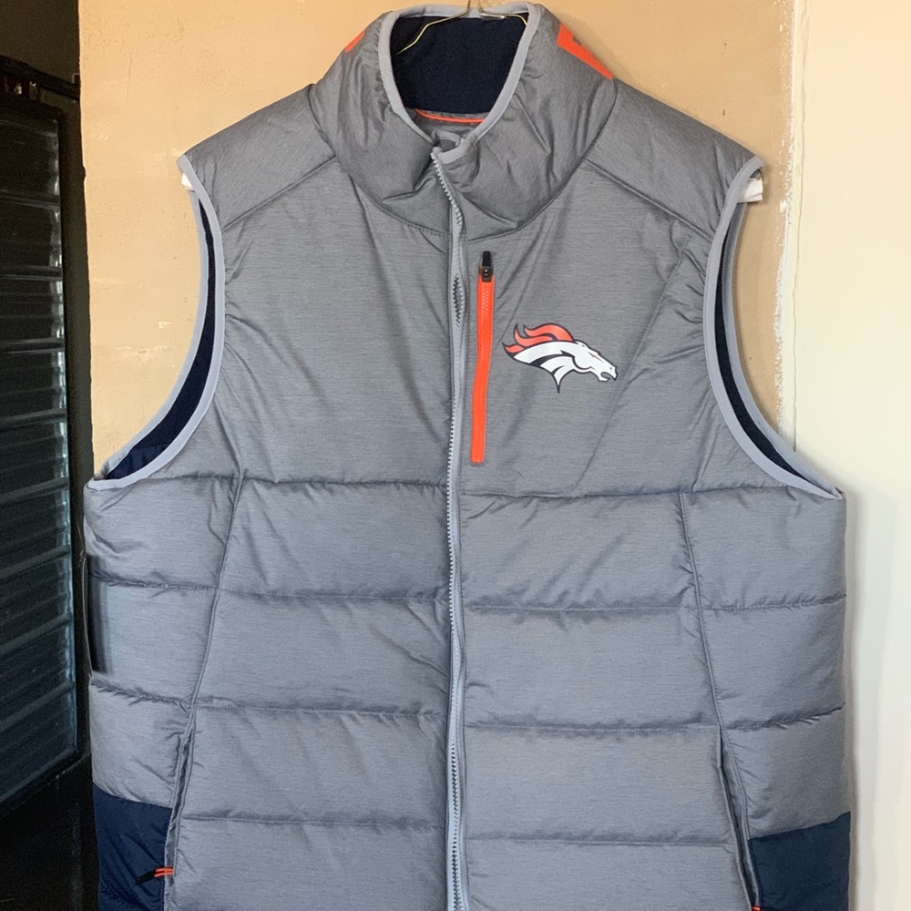 Men’s Denver Broncos Grey Sideline Vest